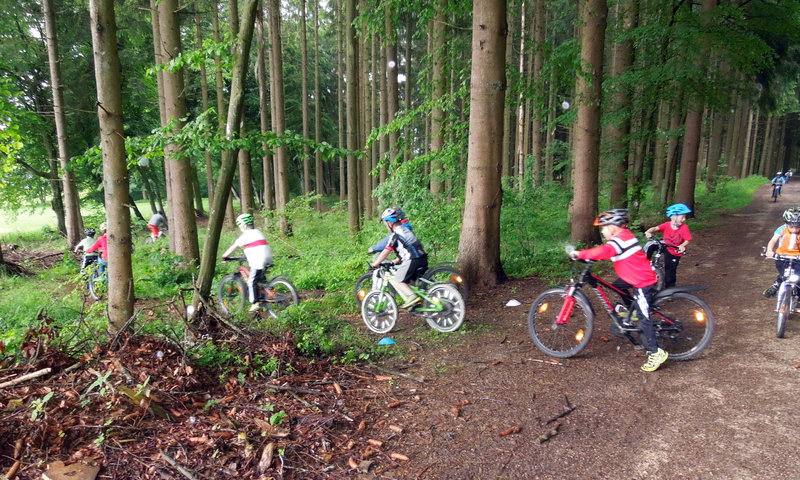 Kinder-/Jugend-Training