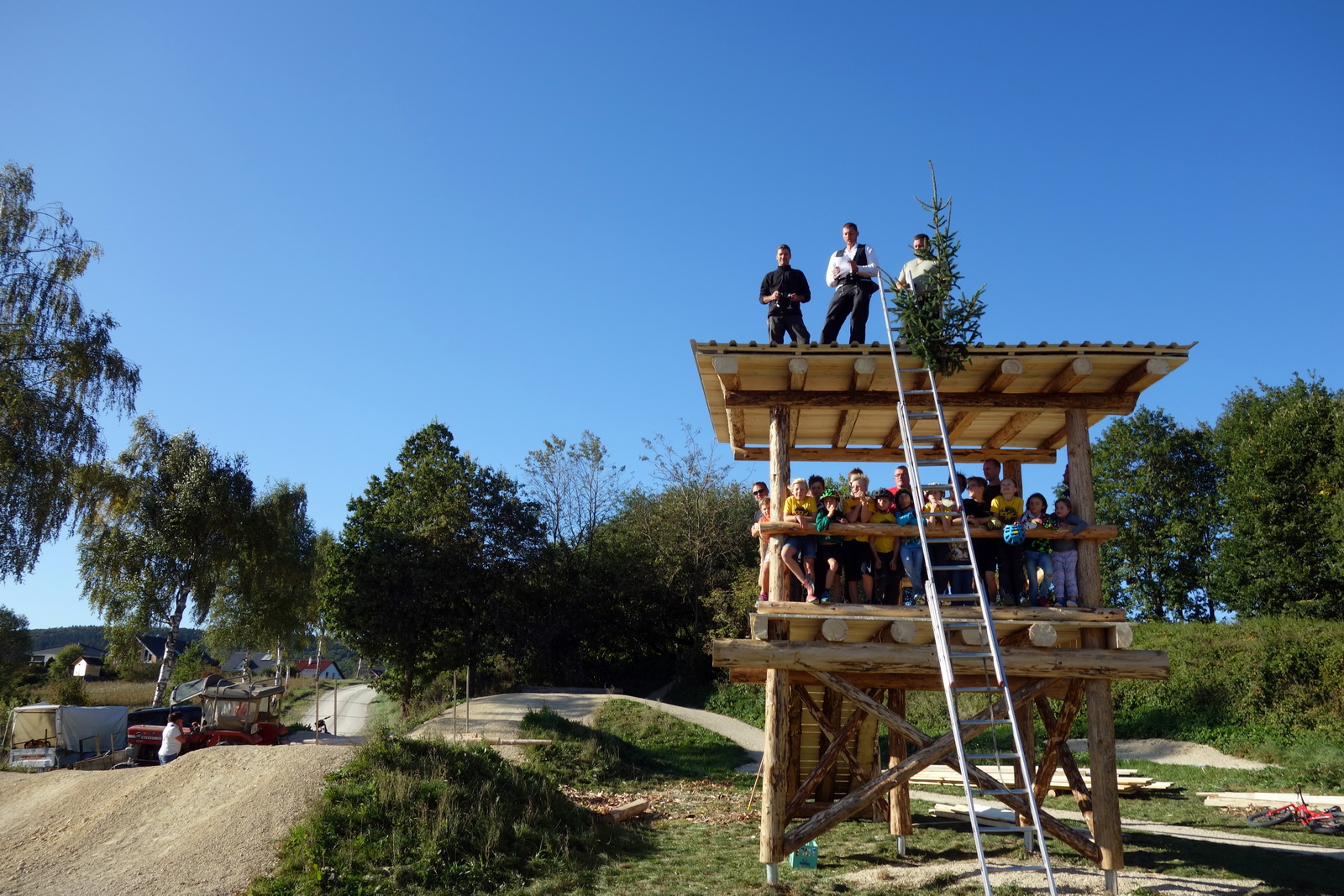 Turmbau im Bike-Park