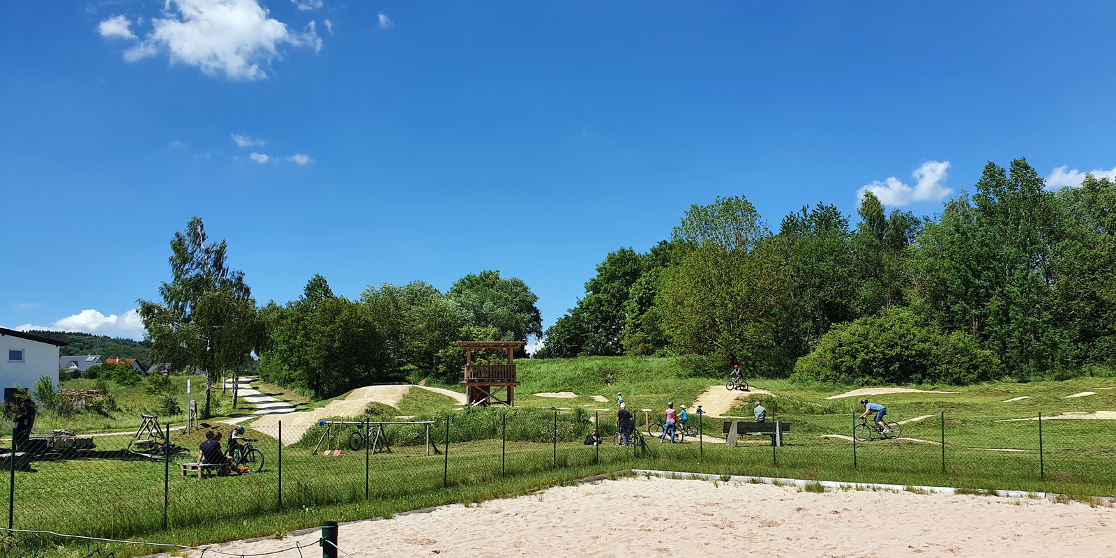 Pflege-Aktion im Bike-Park