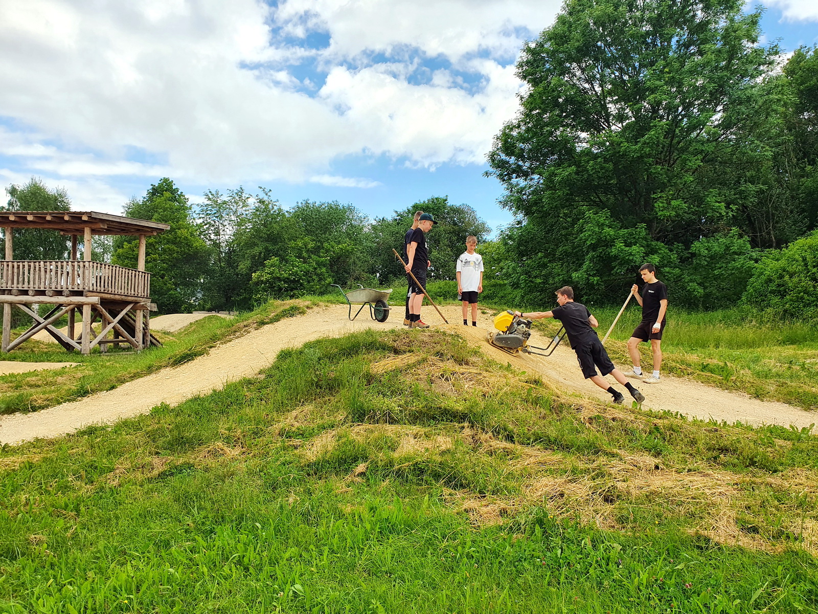 Rüttel-Aktion im Bike-Park