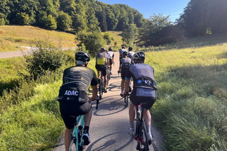 Sonntagsflitzer im Bachtal