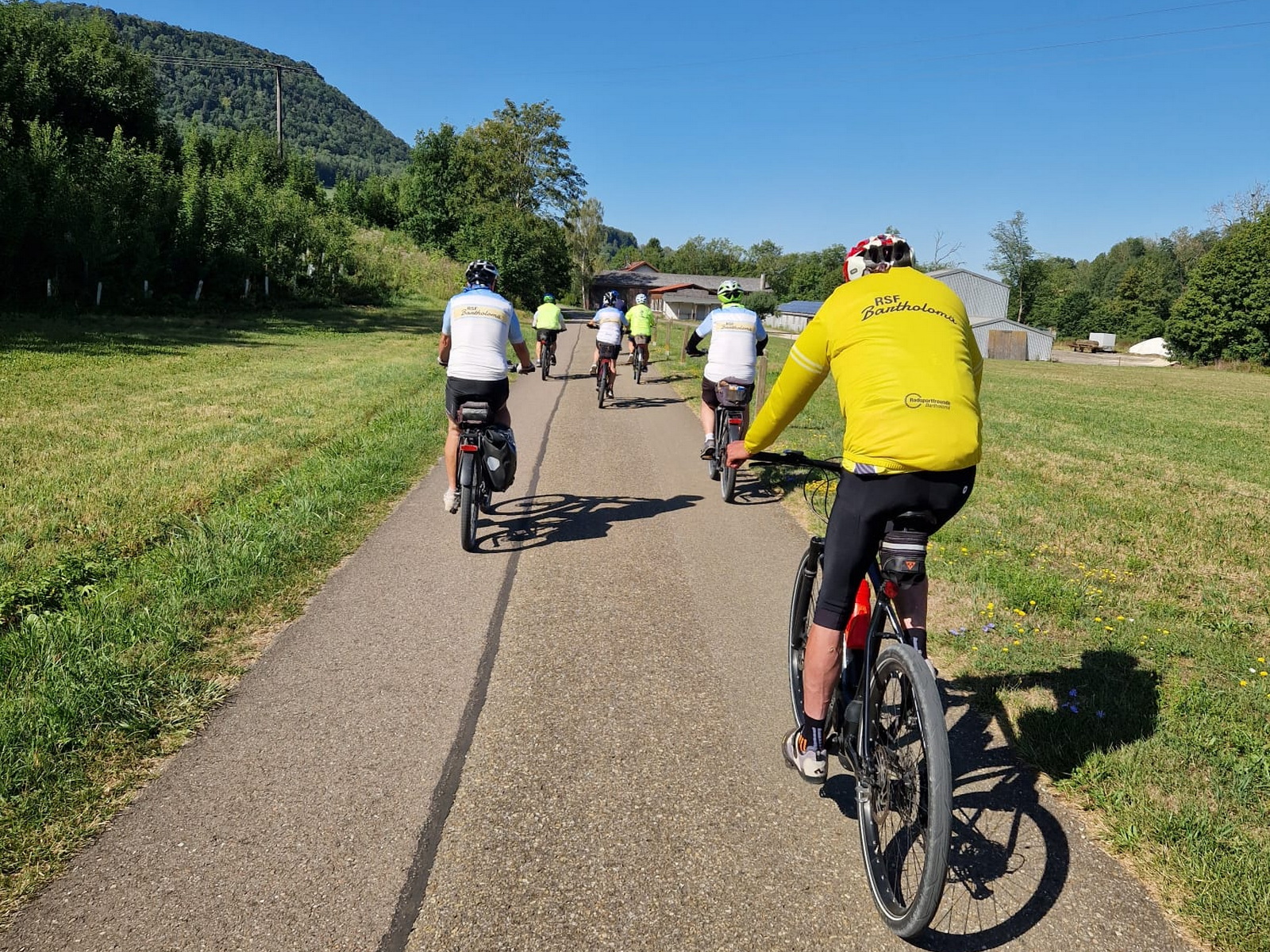 Mittwochsradler im Friedwald Wangen